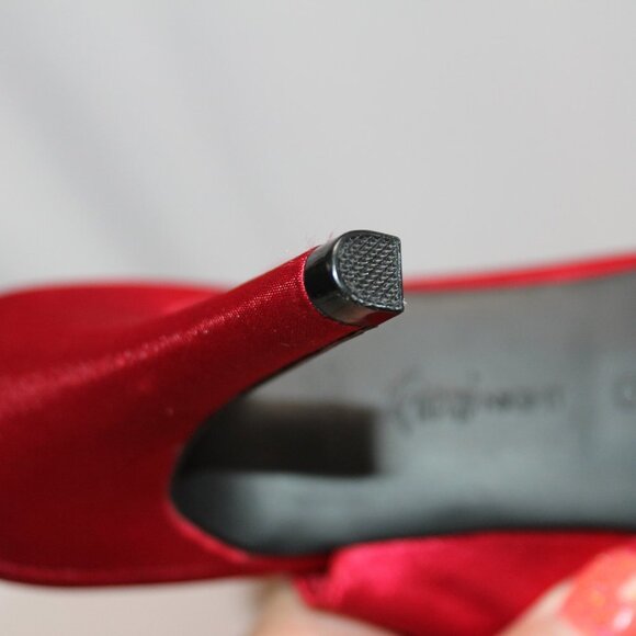 NWOT Fioni Night Red Satin Peep Toe Platform Sling Back Heels - Picture 10 of 13